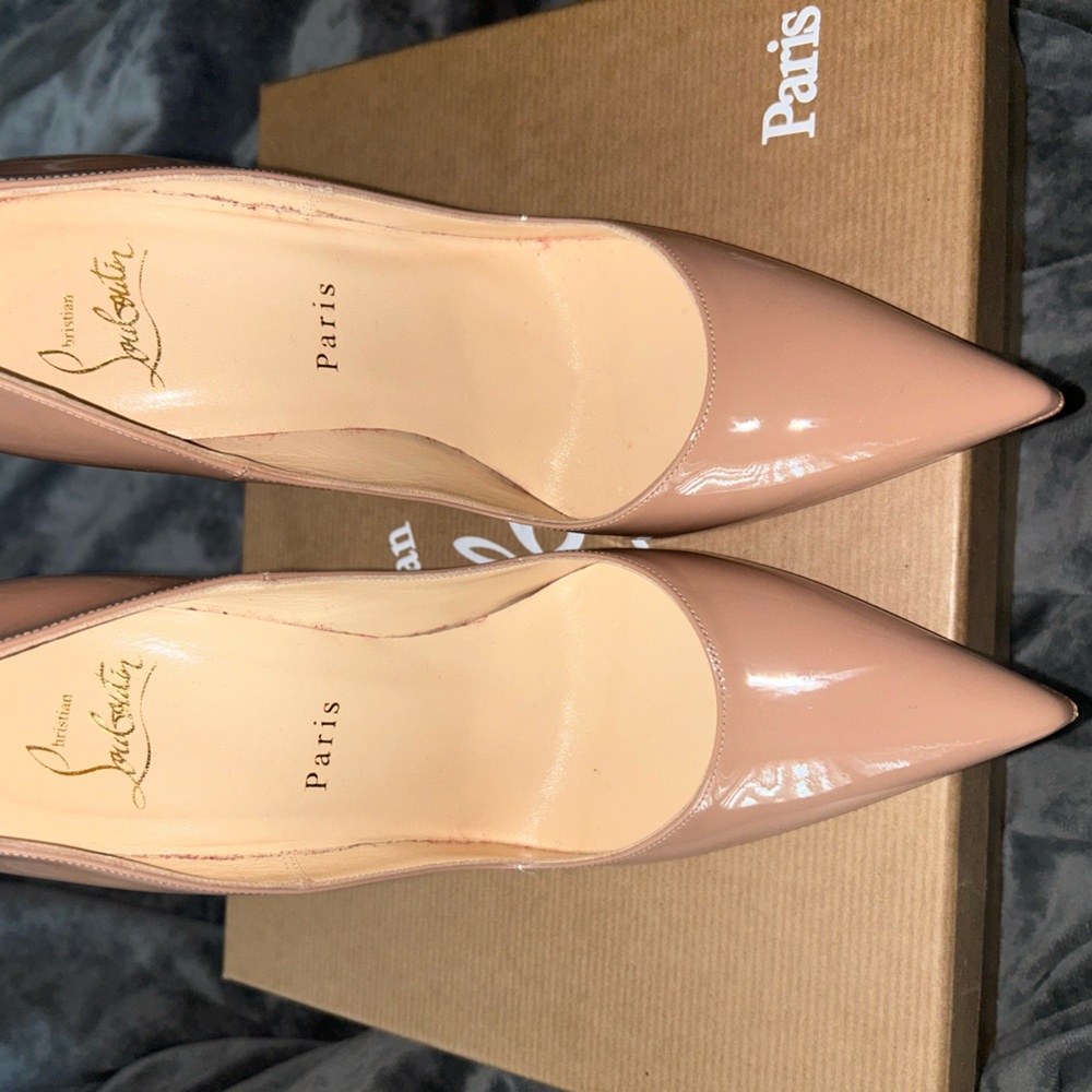 Nude Christian loubutin So Kate heels 🧡